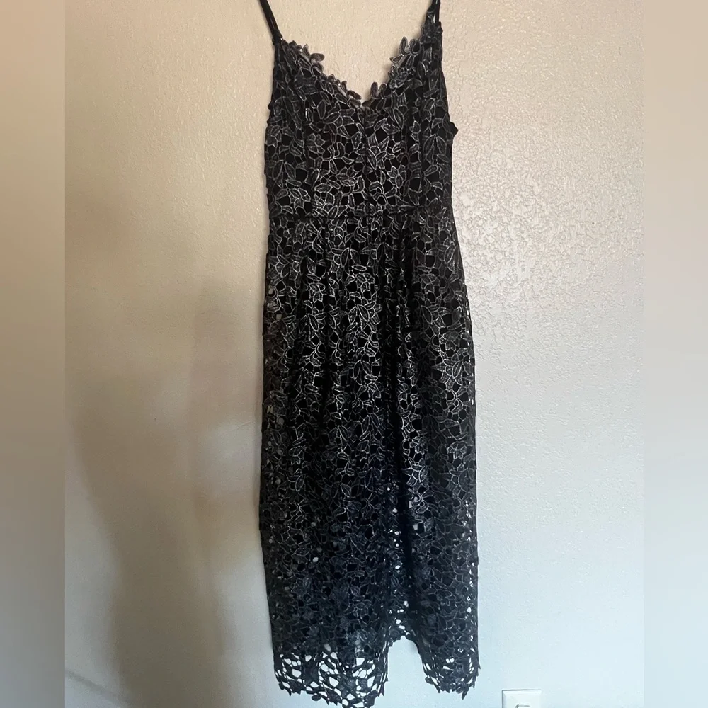 ASTR The Label Lace A-Line Midi Dress - Picture 2 of 3